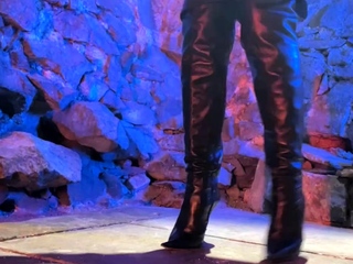 Porn latex movie with foot fetish and blonde mistress