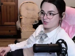 Cute Curly Brunette Solo Webcam Masturbation